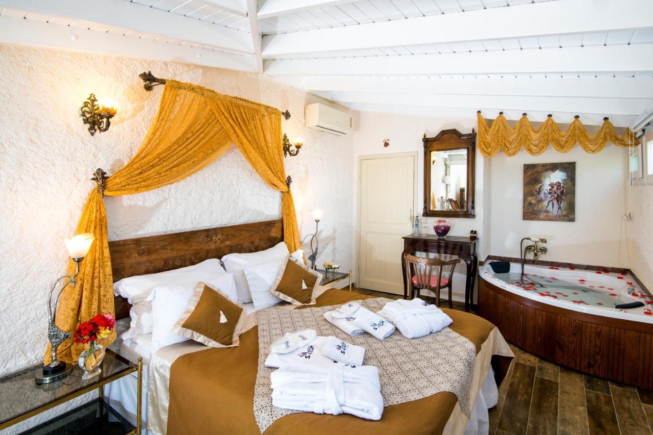 Alacati Sultan Konak Butik Otel ℳℛ Luxury Concept Esterno foto