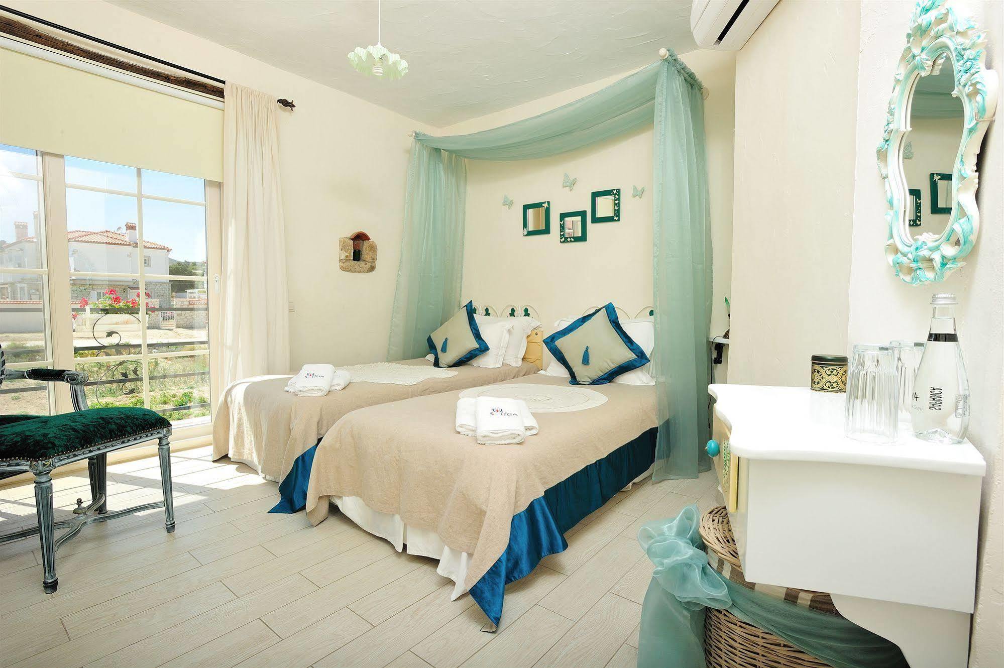 Alacati Sultan Konak Butik Otel ℳℛ Luxury Concept Esterno foto